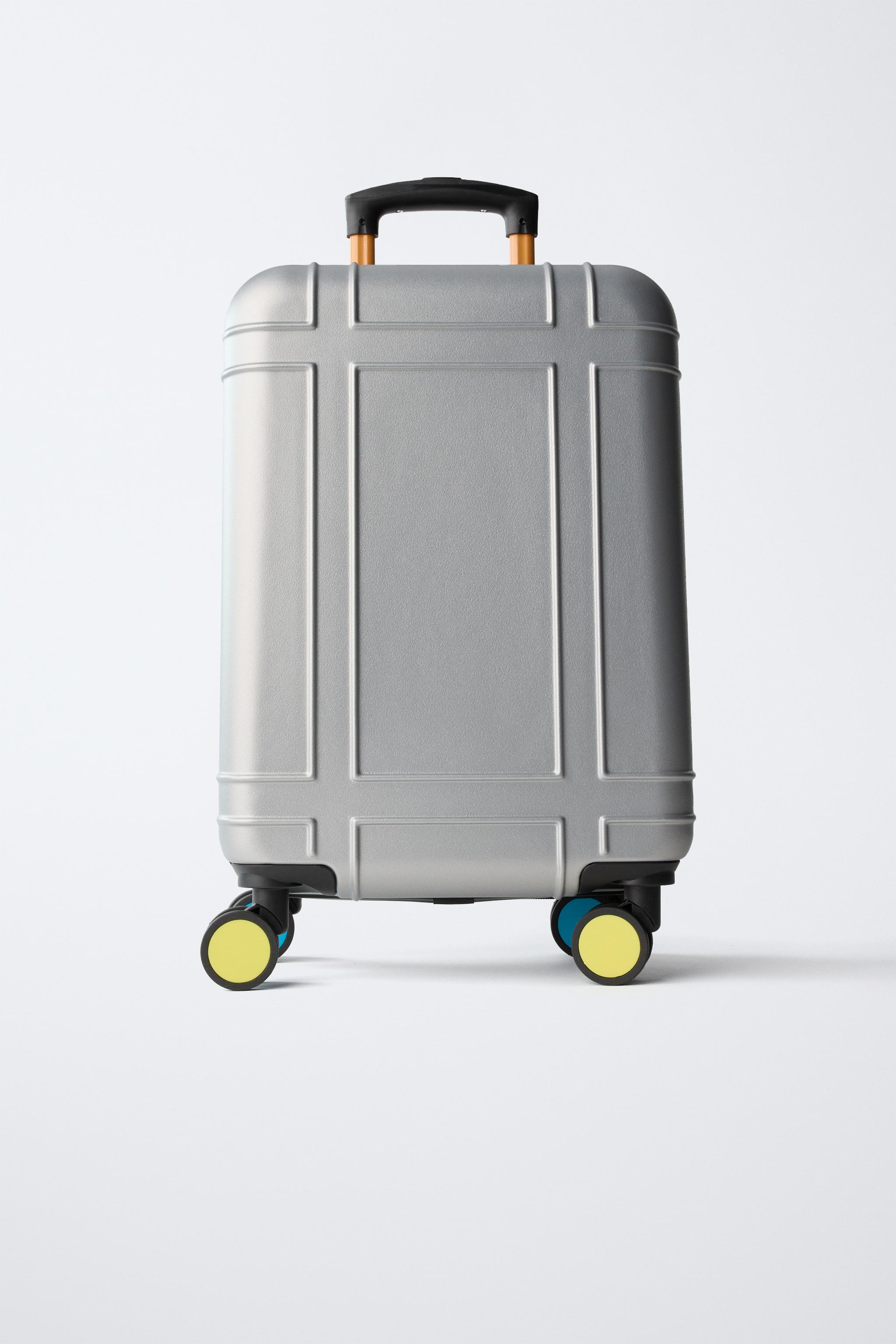 MULTI-COLOR TRAVEL SUITCASE